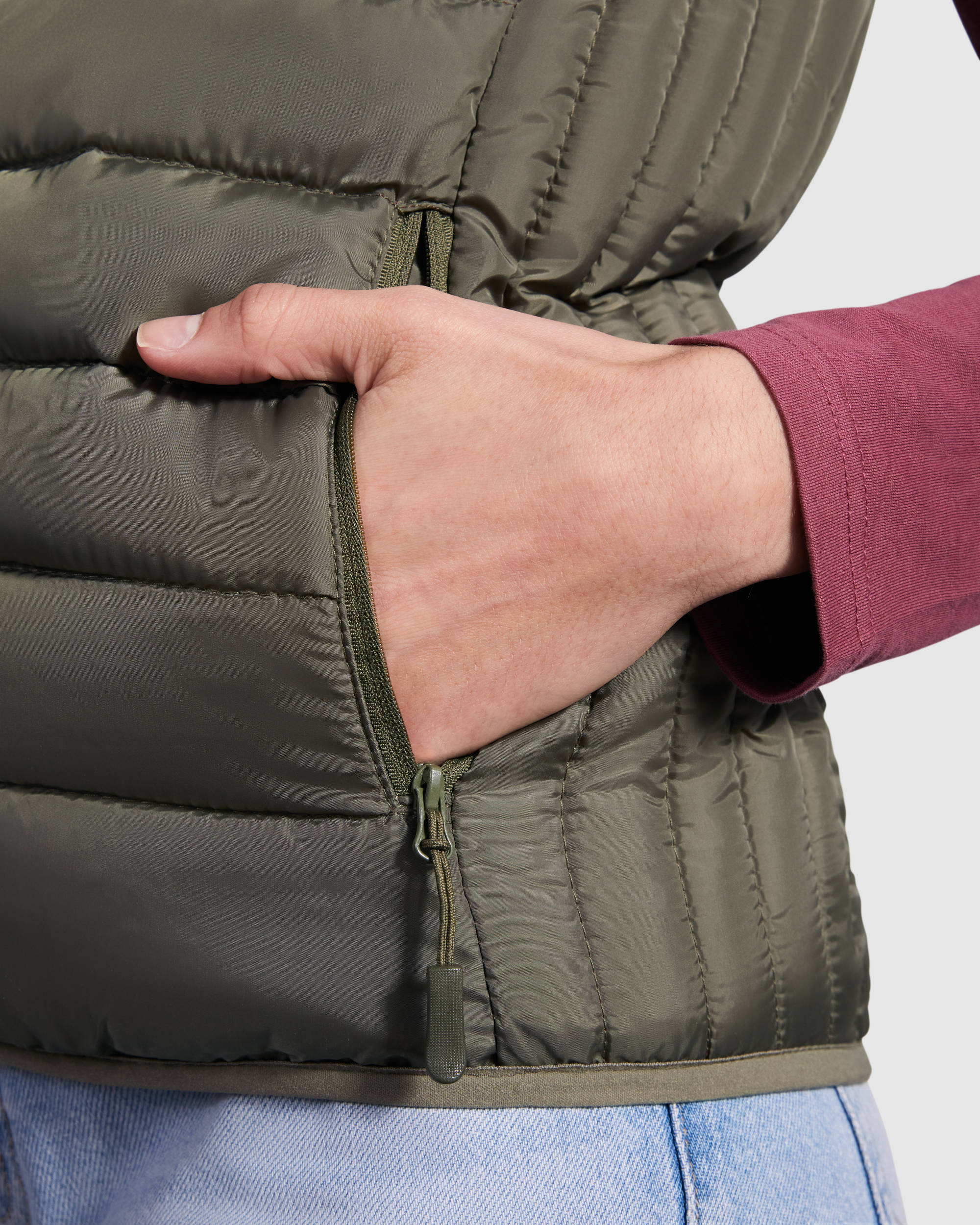 OSLO WOMAN - Image 3